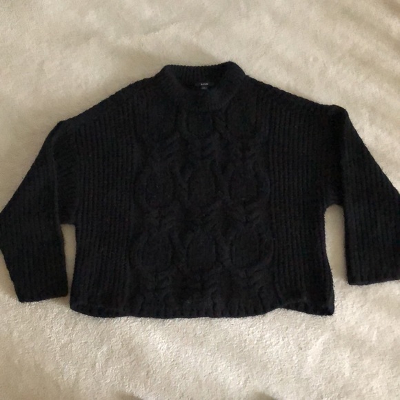 Chunky braided knit mock neck sweater - Picture 2 of 11